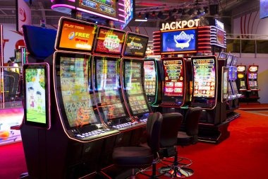merdeka win SA Gaming live dealer table with professional dealer and multiple camera angles